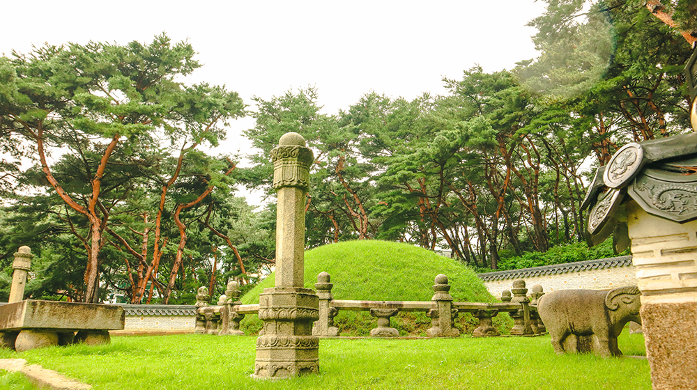 Nadeul-gil in Seonjeongneung Royal Tombs