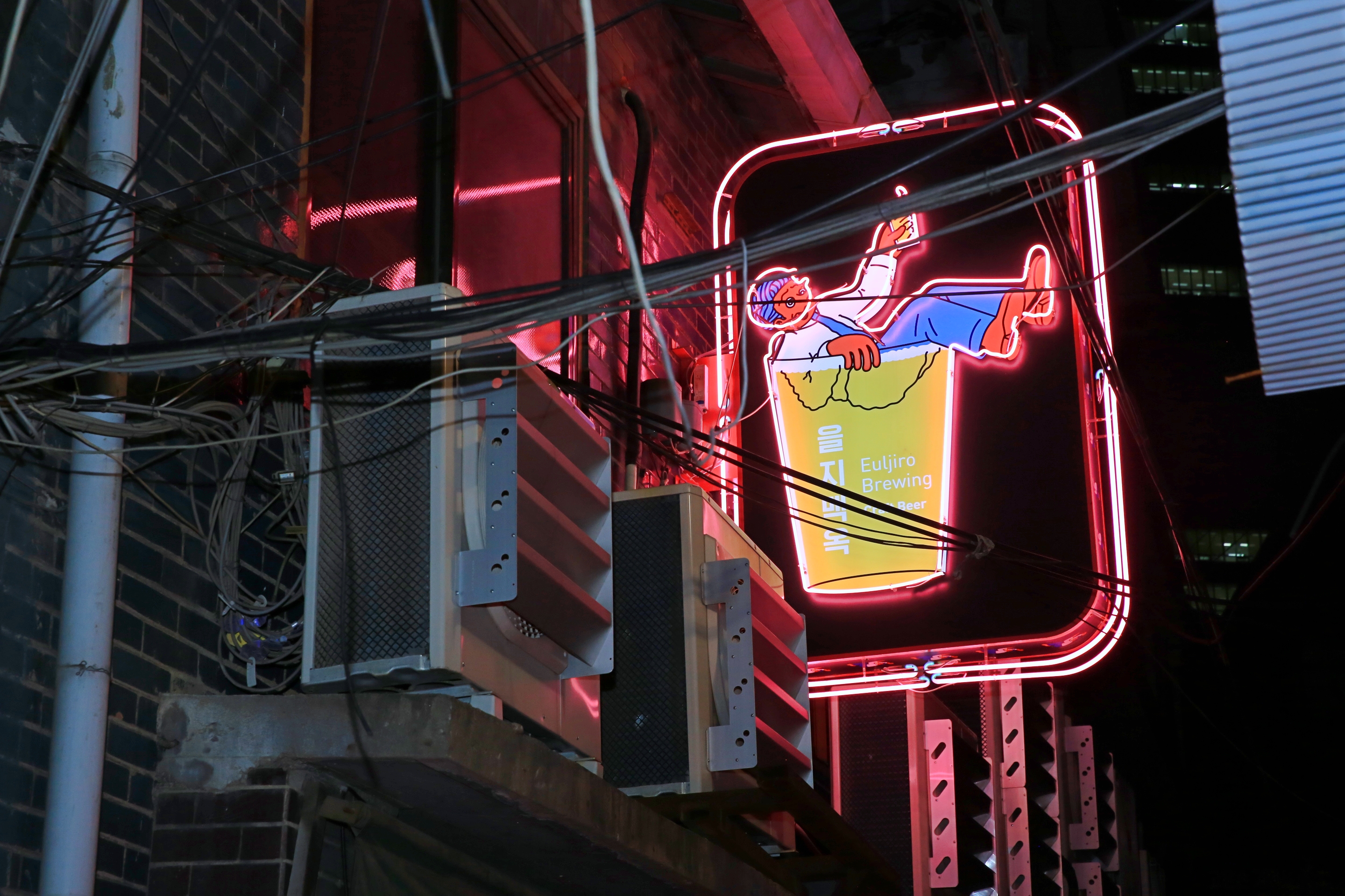 The Eulji Maekok, one of the popular places in ‘Hipjiro’, neon sign can be seen from Euljiro printing alley.